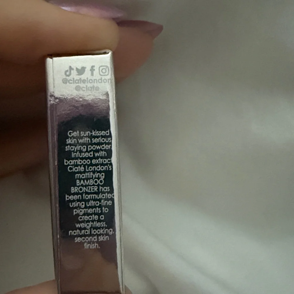 NIB CIATÉ LONDON Bamboo Bronzer in Palm Island